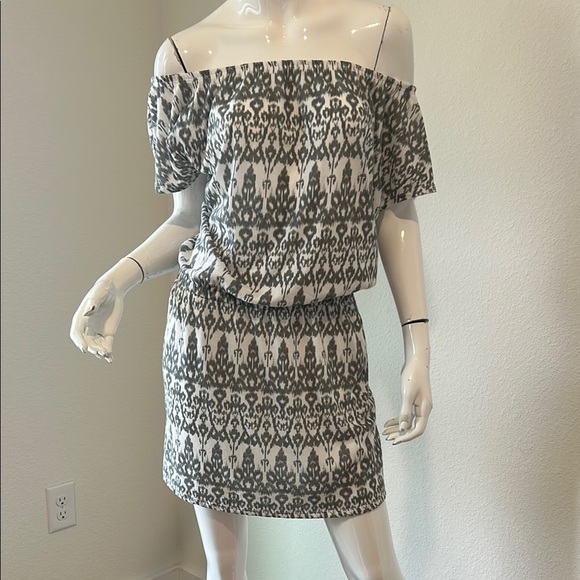 Soft Joie White and Gray Off-Shoulder Flutter Sleeve Sundress - Picture 1 of 9